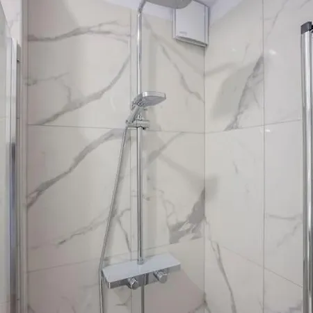 Apartment Karolou Ntil- Ground Floor